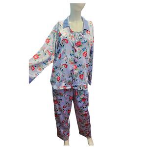 Enchanting Womens Pajama Set SZ 10 3 Piece Set Floral Silky Soft